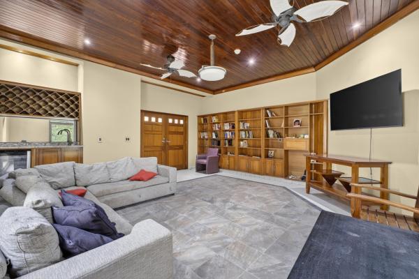 Resort-ready estate in hermosa bay boca chica