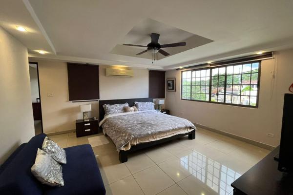 Venta de casa en altos de panamá