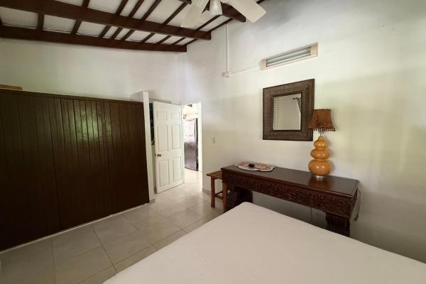 Casa para venta en el corazón de coronado!