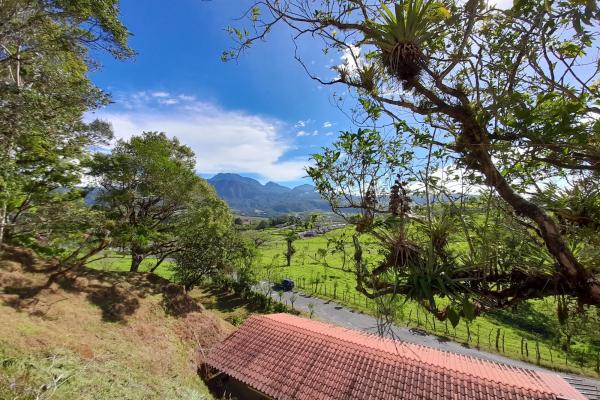 Lote privilegiado en venta en volcán