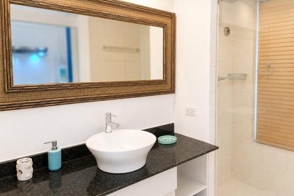 Studio apartment in solarium coronado bay