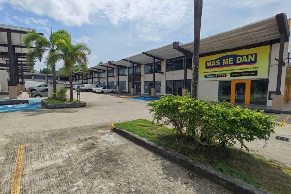 Local comercial en milla 8 se alquila / se vende