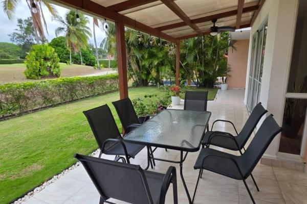 Townhouse en esquina en costa blanca viĺlas decameron