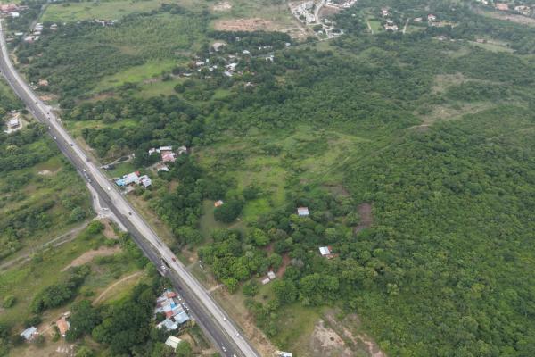 Venta de terreno en punta barco