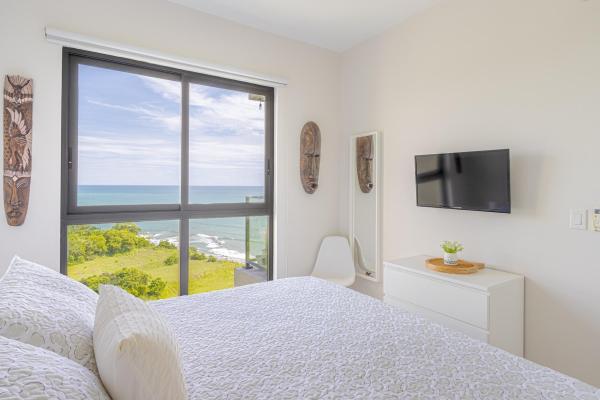 Precioso condominio amueblado de 3 habitaciones en punta caelo