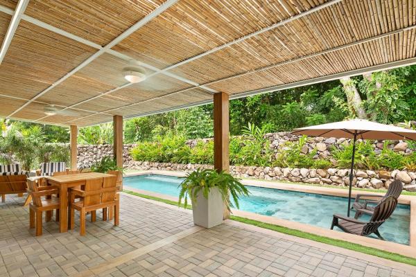 Casa con piscina de agua salada en dolega panamá