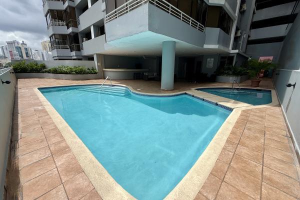 Venta de apartamento en tower one, marbella
