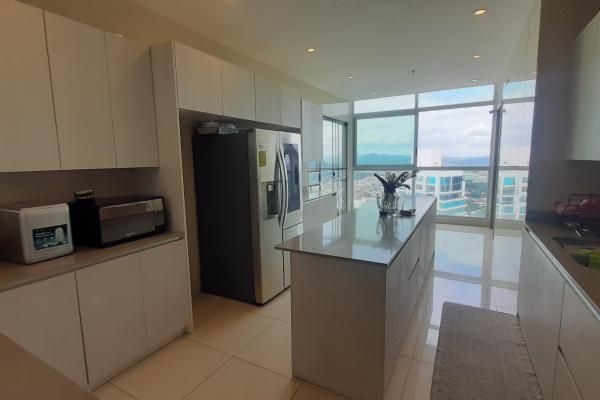 Venta de penthouse en ph costanera, bella vista