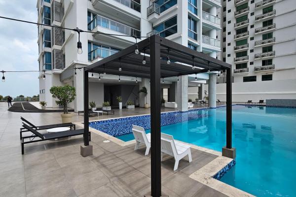 Apartment for sale in parkside costa del este