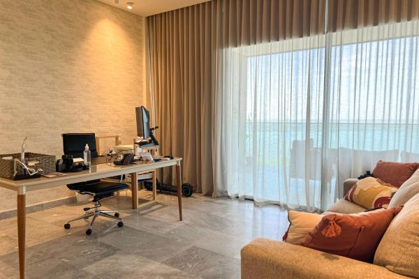 Luxury oceanfront residence | upper east tower