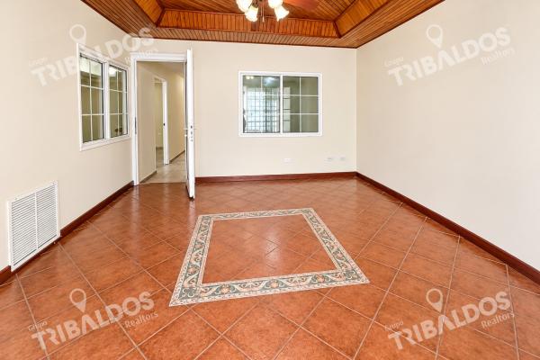 House for sale or rent in campo lindbergh | 2 bedrooms, 2 bathrooms, and strategic location