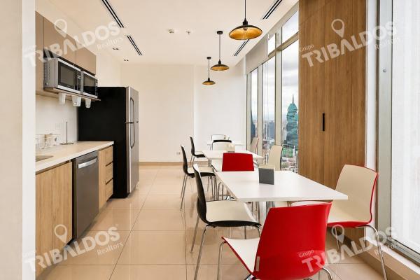Furnished office for sale bicsa, 455 m² 8 parking
