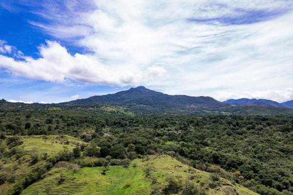 Large building site lot in alta vista, jaramillo