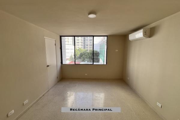 Venta de apartamento en edificio torre del sol, bella vista