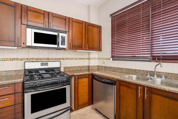 Precioso condominio en planta baja con jardín
