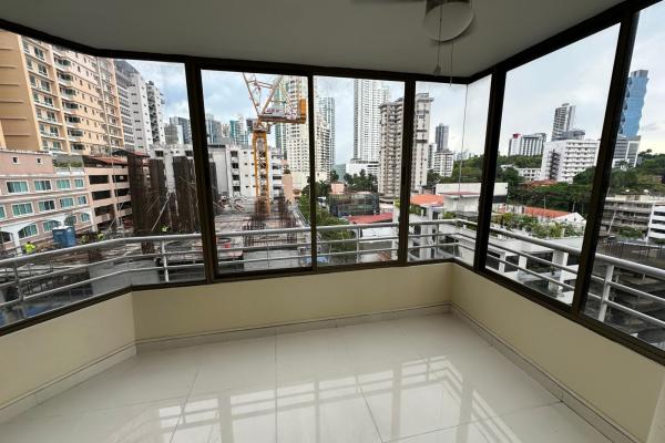 Apartment for sale at marbella