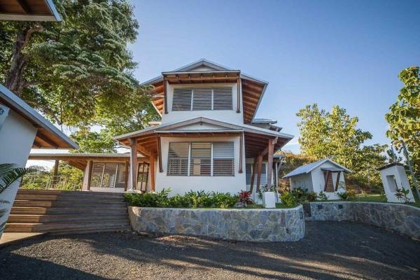 Lujosa casa en playa venao