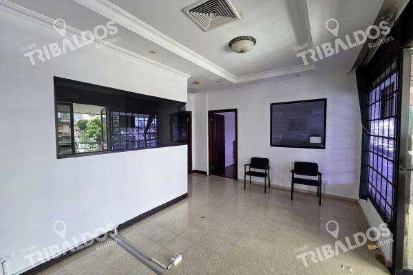 Venta de local en edison plaza segundo piso