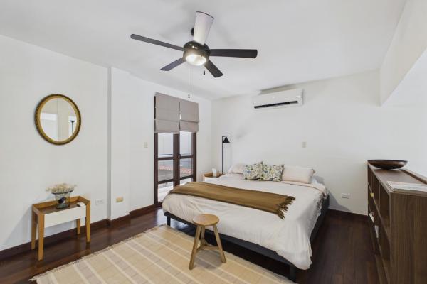 El refugio del narrador: un loft romántico de 3 niveles