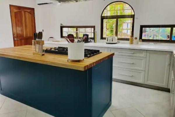 Se vende casa en punta barco, coronado