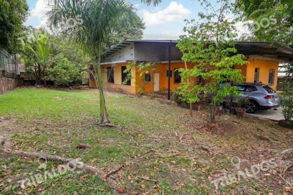 Land for sale with construction on thetransístmica