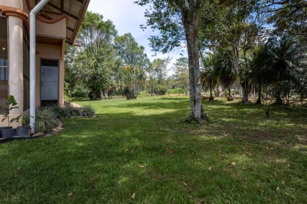 Potrerillos village home with studio apartment