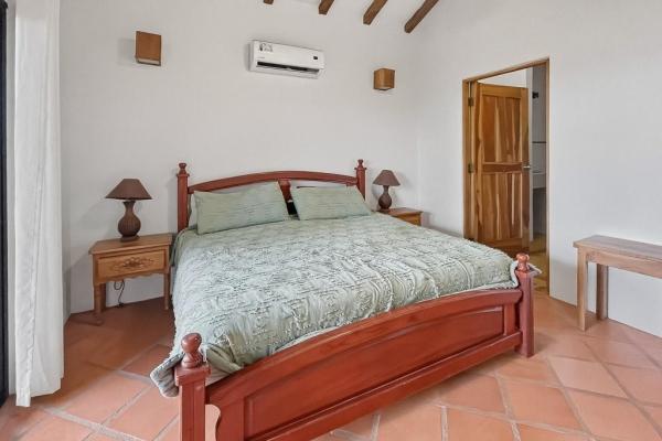 Cambutal ocean view home near los buzos