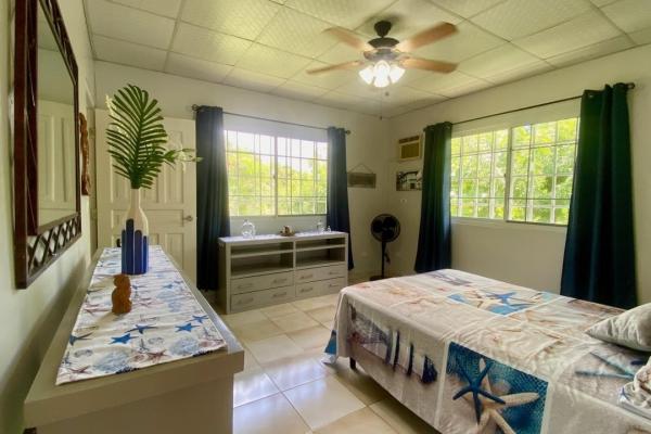 Casa campestre de 4 habitaciones con piscina