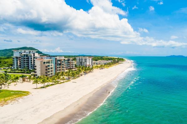 Furnished beachfront villa in playa caracol