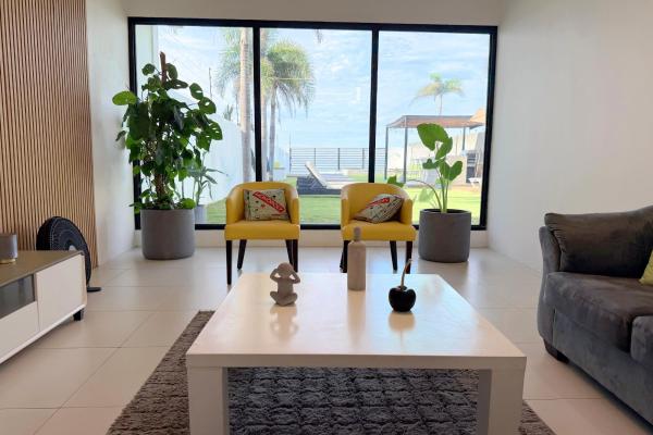 Casa moderna frente a playa malibu