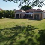 Villa en costa blanca golf & villas con amplio terreno