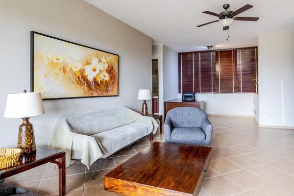 Precioso condominio en planta baja con jardín