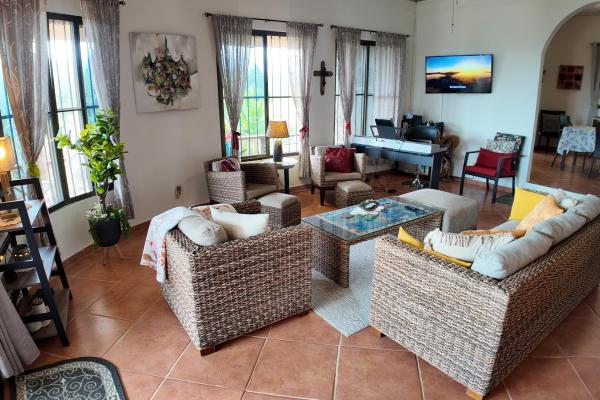 House for sale with stunning views in sora