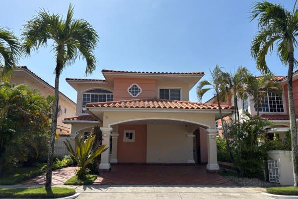 Casa en venta en costa sur - p.h. villa valencia