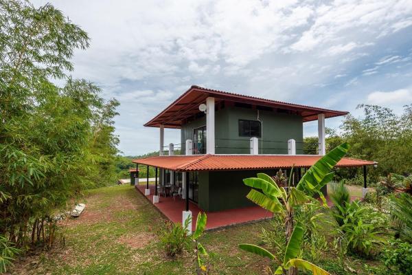 Oceanview estate with two homes