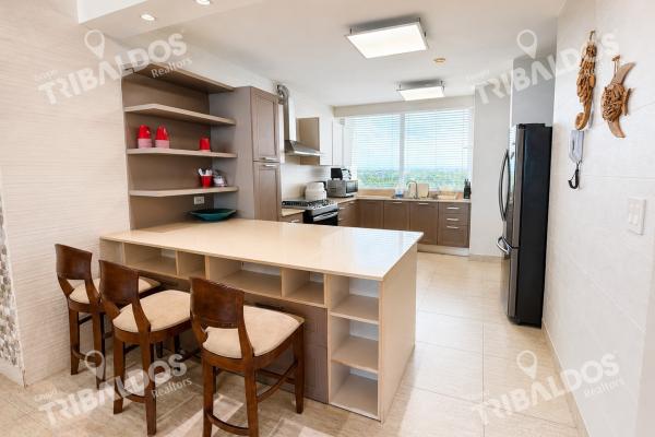 Venta de apartamento en playa blanca ph lighthouse beach tower