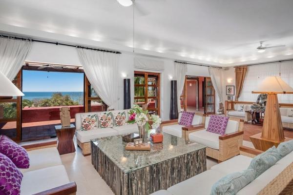 Villa esplendorosa, lujosa propiedad con vistas al mar