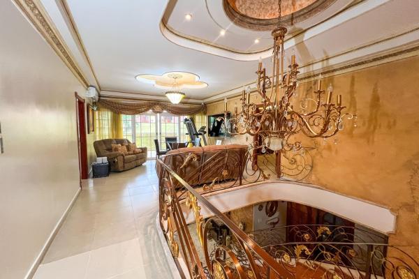 Se vende casa en urbanización margarita, colón