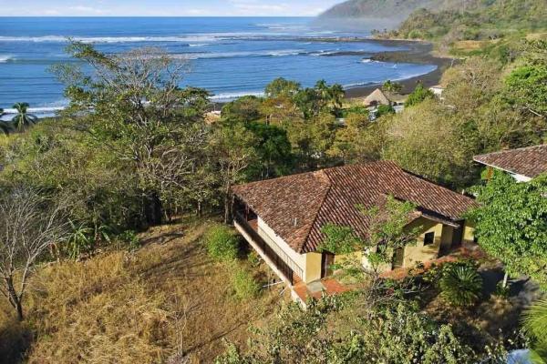 Cambutal ocean view home near los buzos