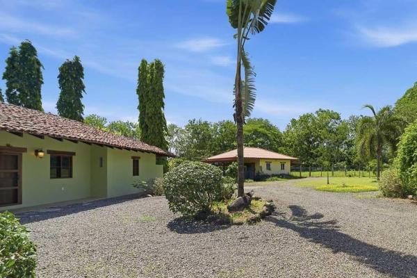 Custom country home with casita in pedasi