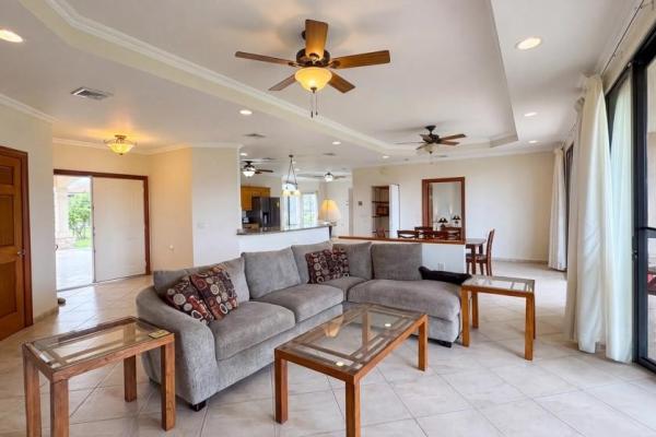 Casa de tres habitaciones en venta en alto boquete