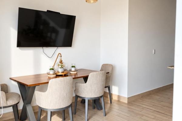 Apartamento frente a la playa con hermosas vistas al océano.