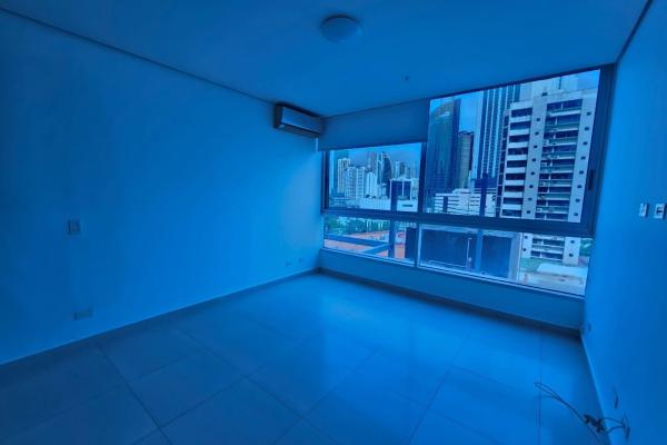 Se vende apartamento marbella 47, reposeído