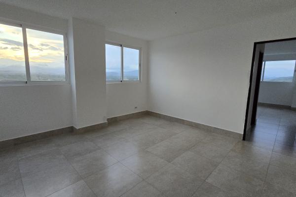 Sale of apartment in ocean waves nueva gorgona