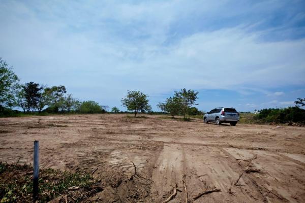 Large plot of land in el higo de san carlos