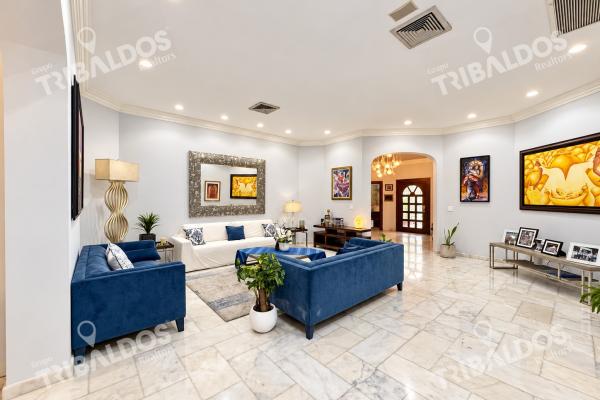 Casa en venta en altos del golf, panamá | 4 recámaras, piscina y 6 estacionamientos