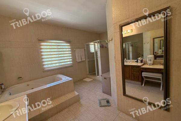 Sale of house in costa serena, costa del este
