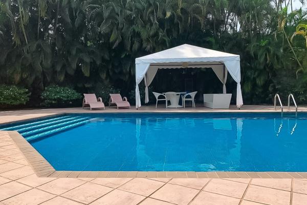 Venta o alquiler de casa en altos del golf