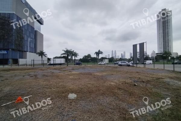Venta de terreno en santa maria business district
