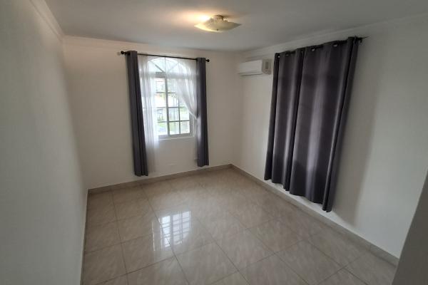 A single-family house with a pool is for sale in altos de panama.